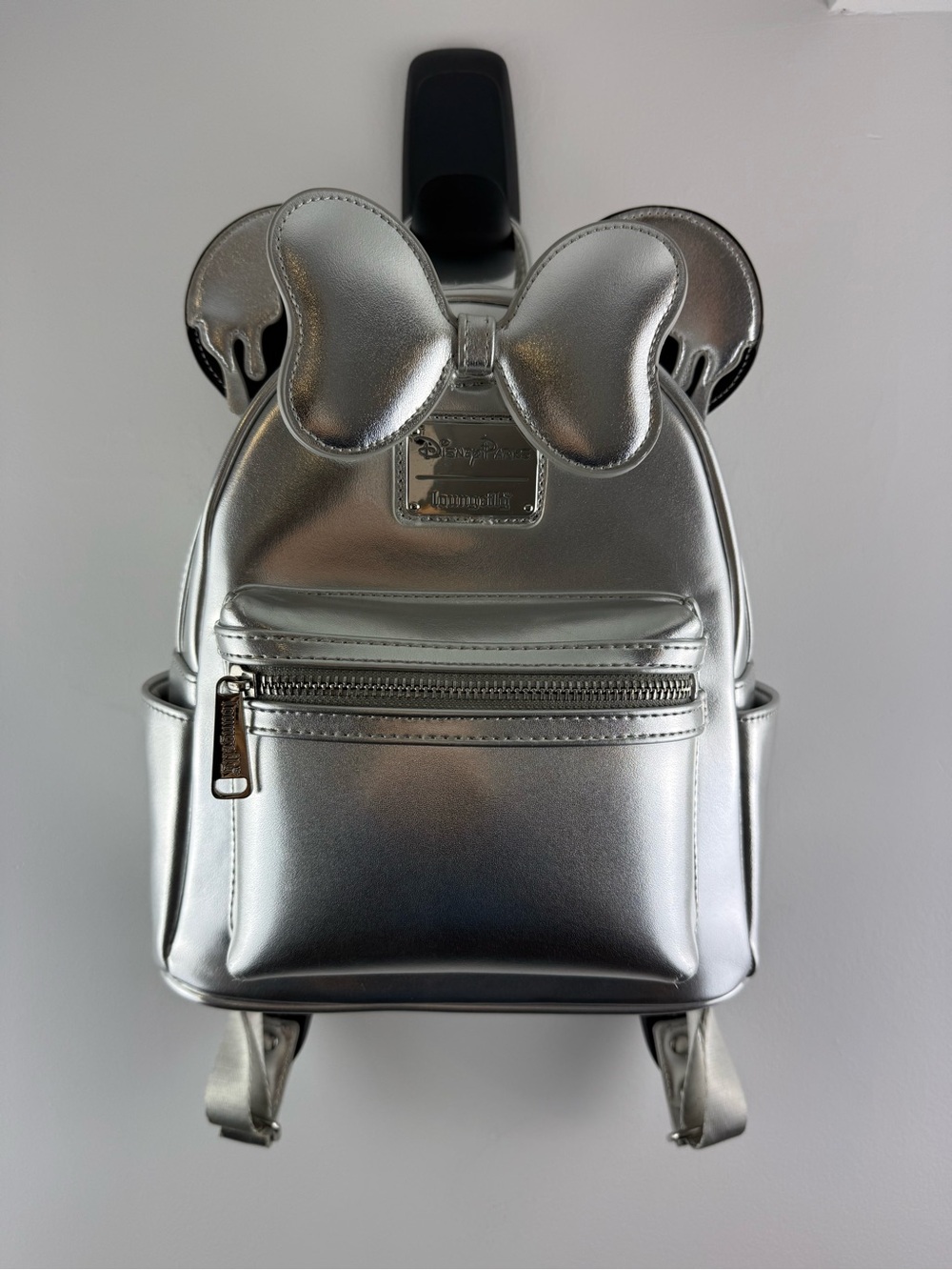 Disney Parks Loungefly Disney100 Platinum Silver Drip Minnie Backpack
